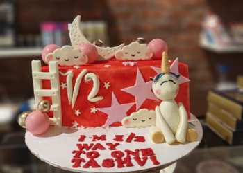 Custom Cake 9